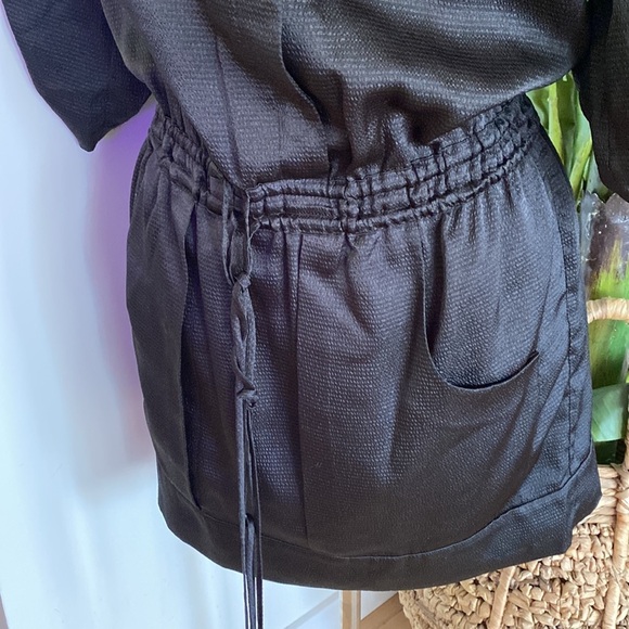 BCBG Generation a black Mini Dress with pockets - Picture 7 of 10